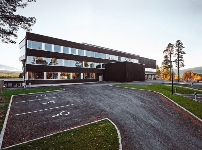 Metropolitan Office Tower